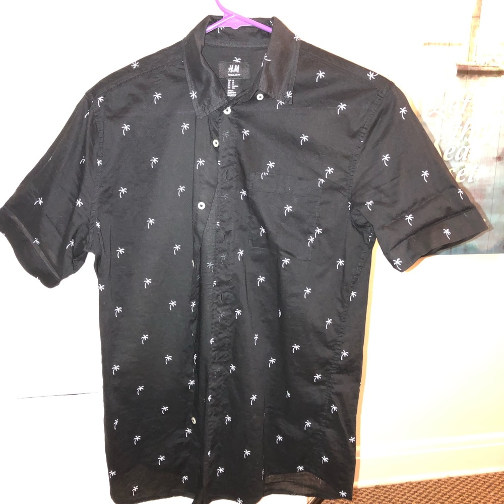 MENS XS H&M BUTTON DOWN